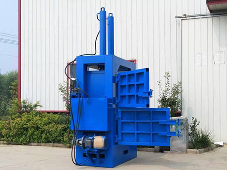 ��ĭ����C(j��)